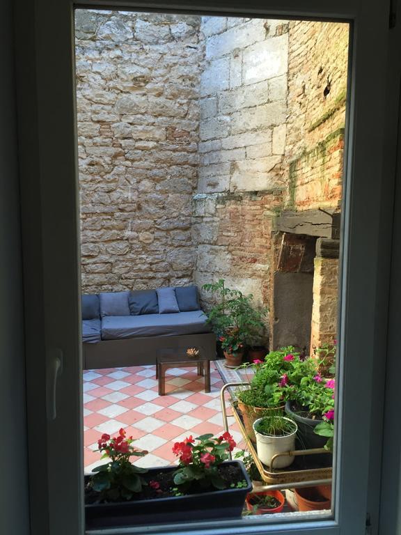 B&B Le Chat Qui Dort Montricoux Kültér fotó